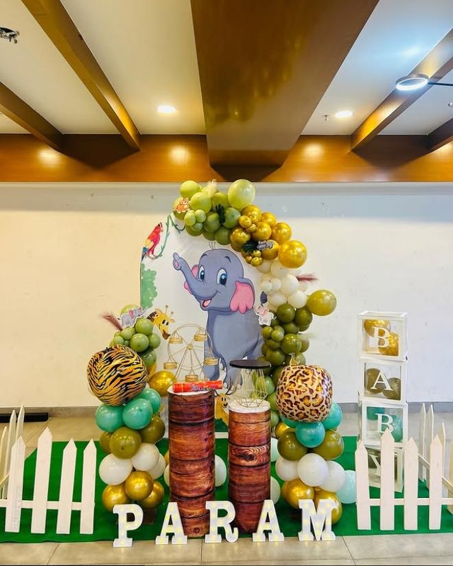 Kids themed birthday balloon decoration in Bangalore.